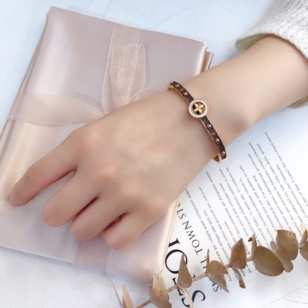 Designer S001 Bracelet editorial product context 1