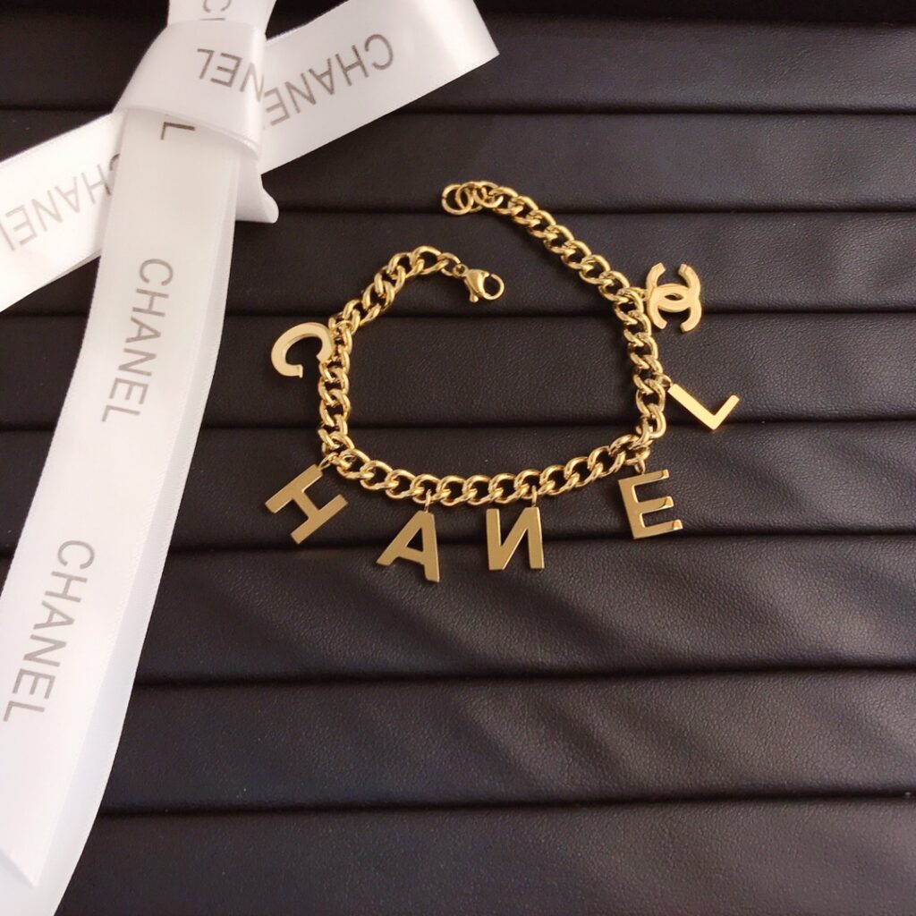 Designer L005 Bracelet editorial product context 2