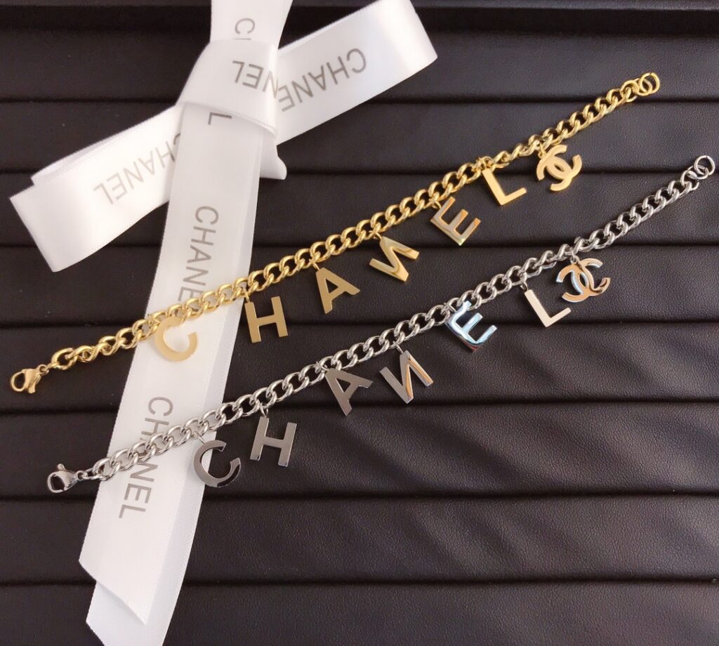 Designer L005 Bracelet editorial product context 3