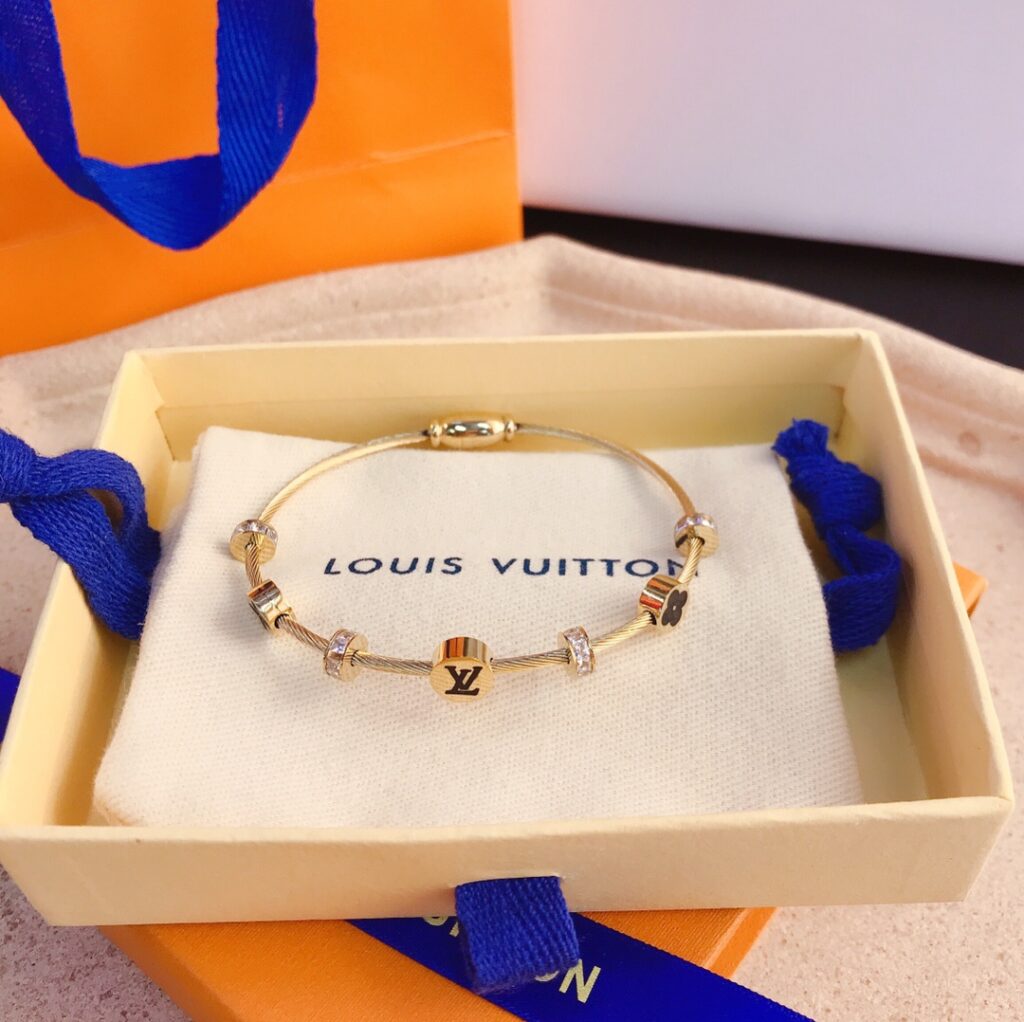 Designer S011 Bracelet editorial product context 3