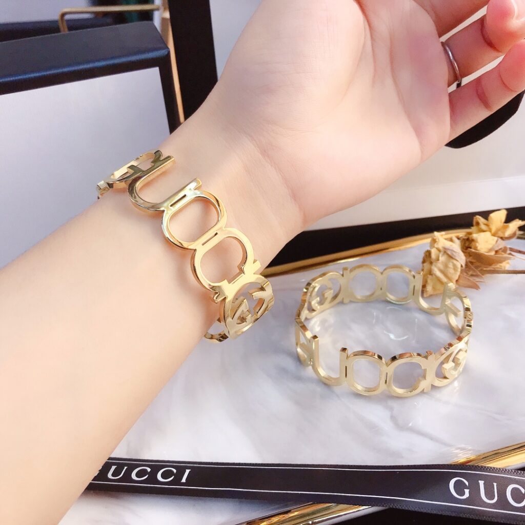 Designer S013 Bracelet editorial product context 2