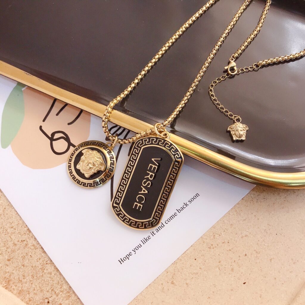 Designer Necklace editorial product context 1