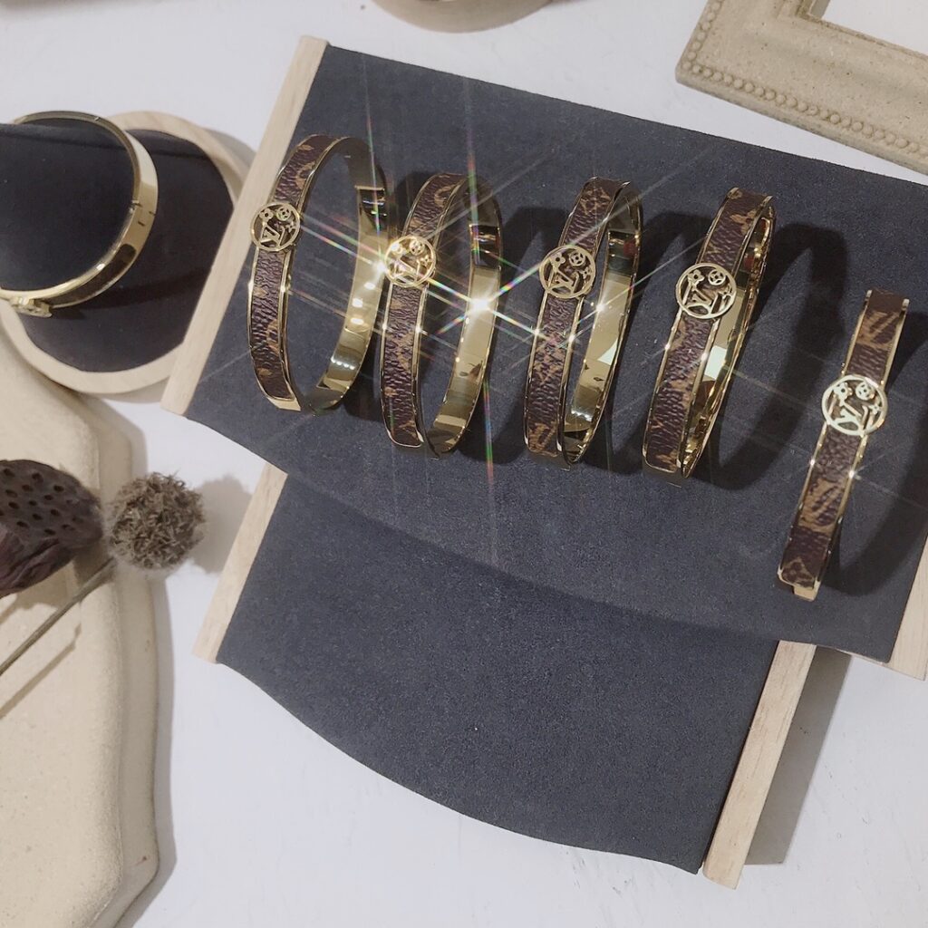 Designer S019 Bracelet editorial product context 2