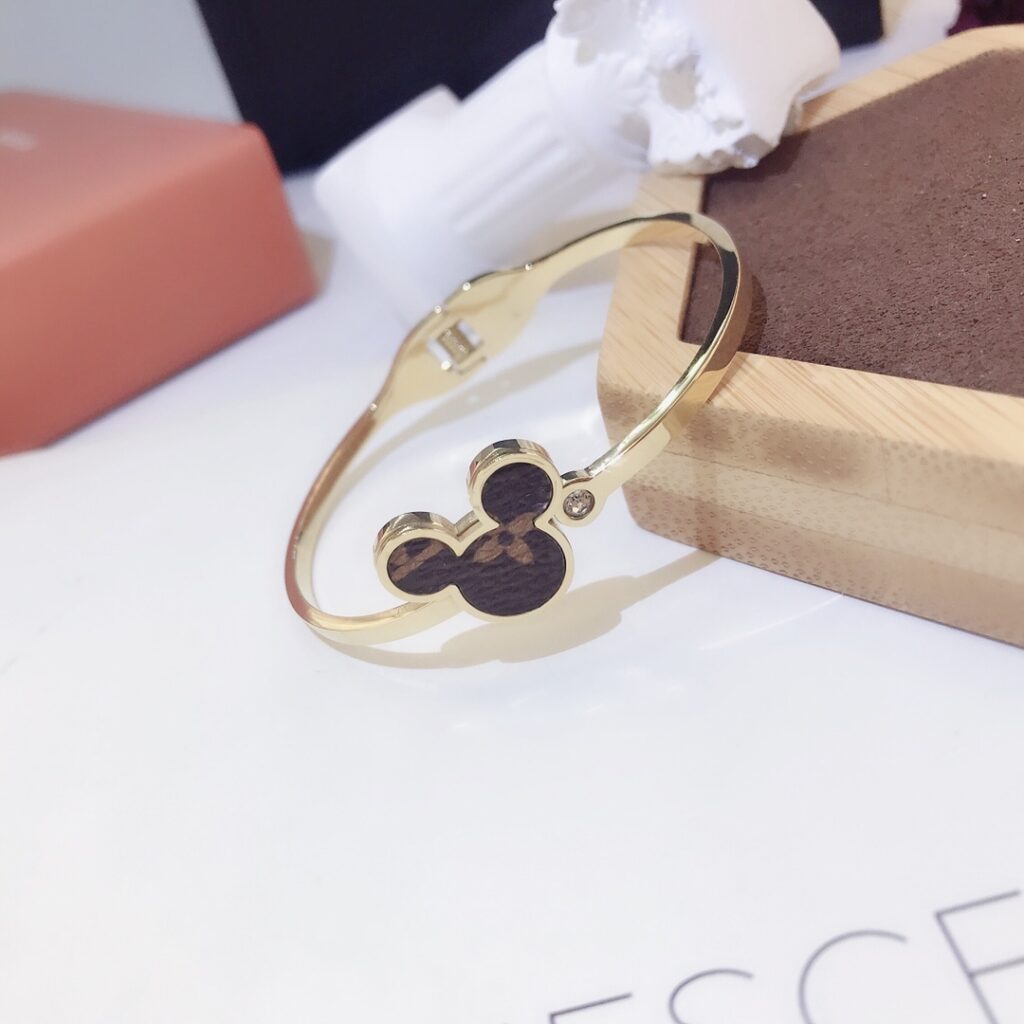 Designer S024 Beige Bracelet editorial product context 3