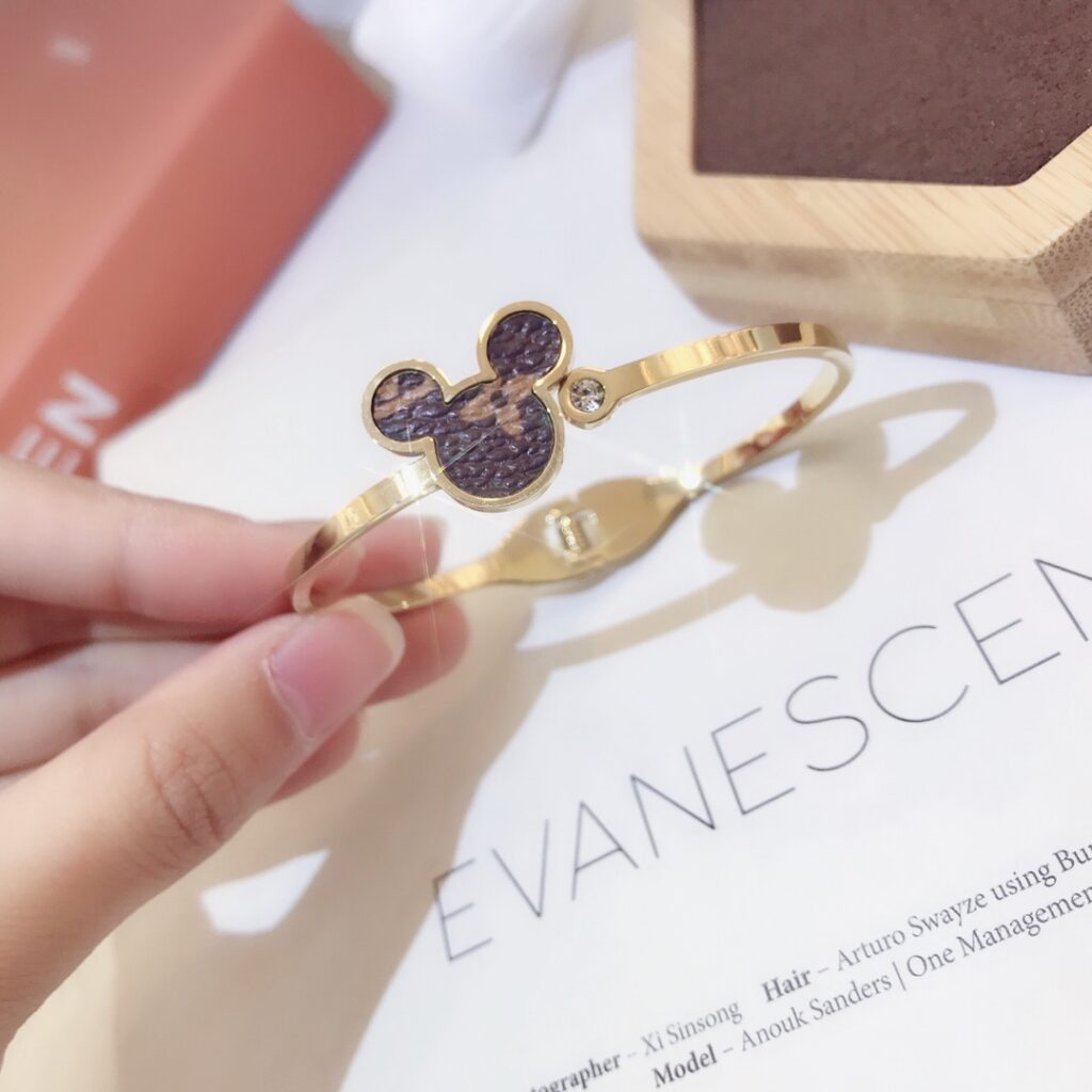 Designer S024 Beige Bracelet editorial product context 1