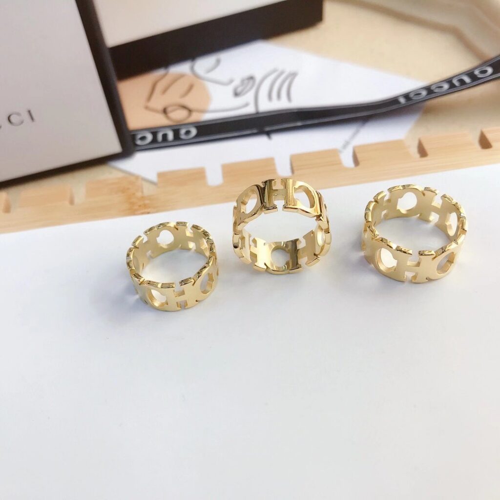 Designer J016 Ring editorial product context 2