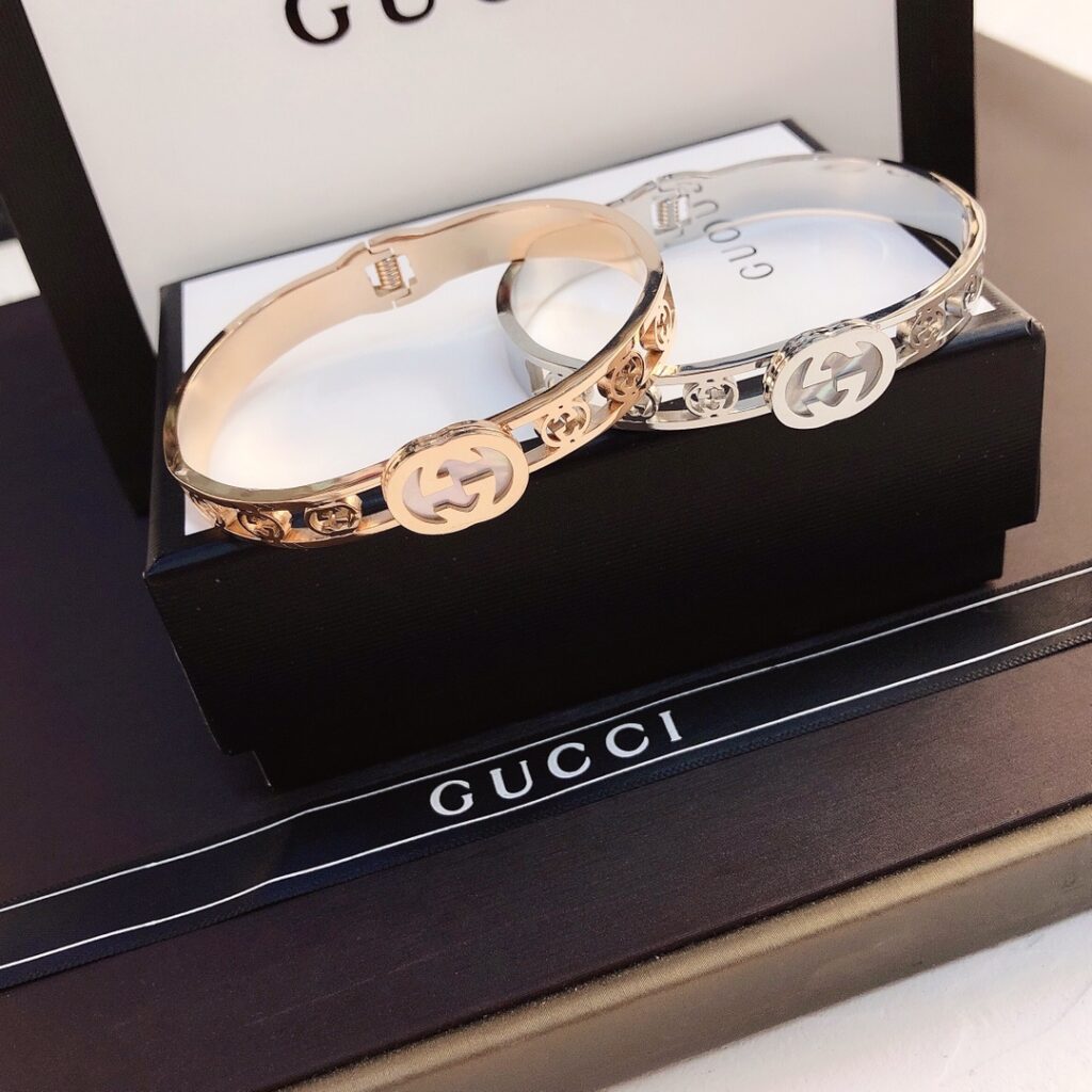Designer S078 Bracelet editorial product context 2