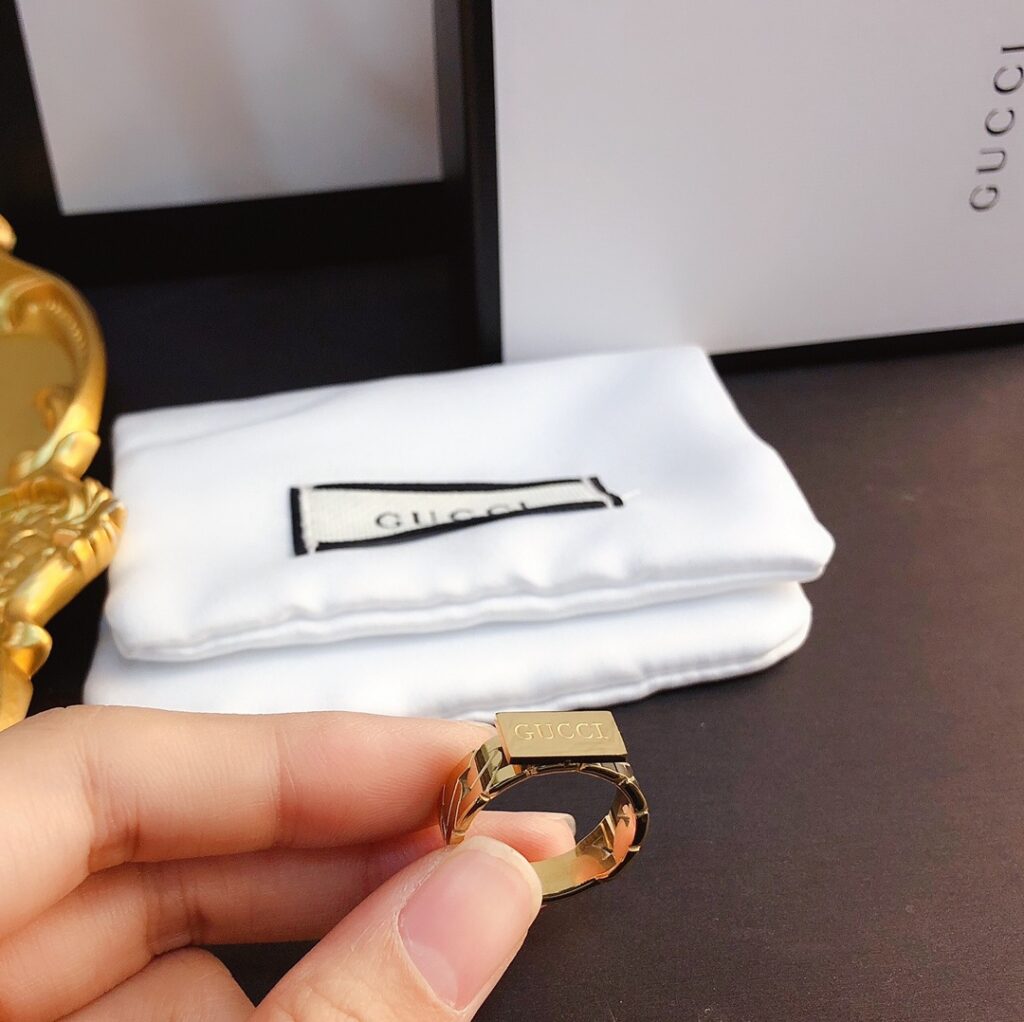 Designer J020 Ring editorial product context 1