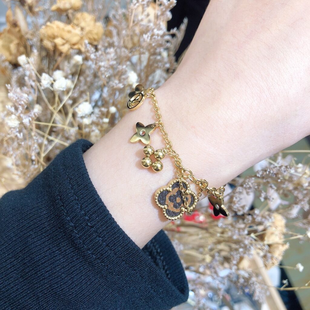 Designer L049 Bracelet editorial product context 3