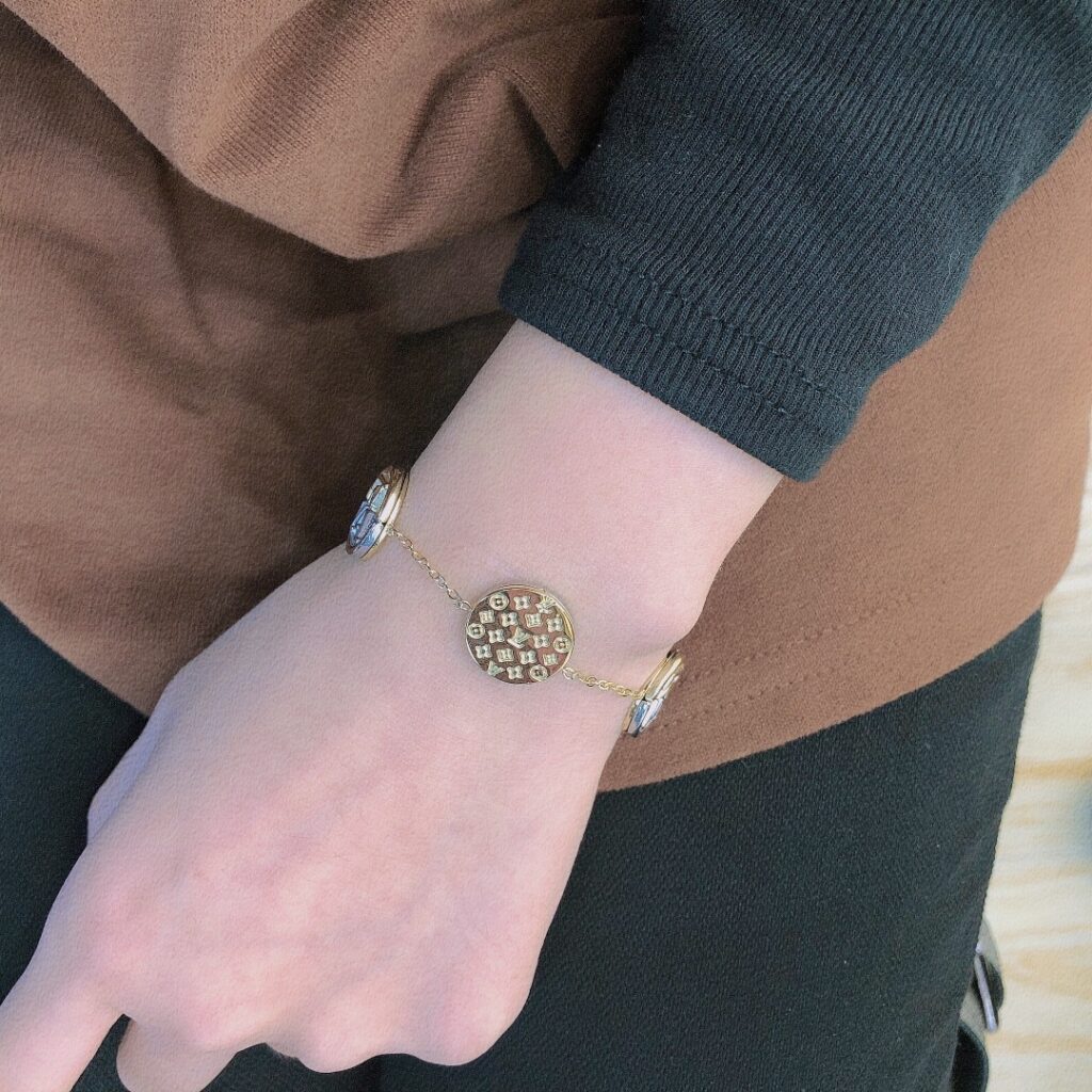 Designer L050 Bracelet editorial product context 2