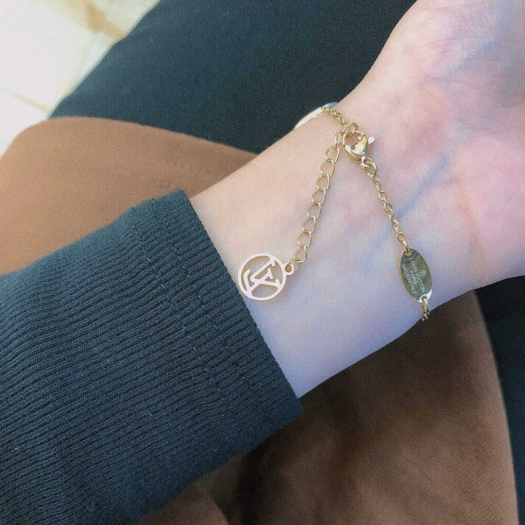 Designer L050 Bracelet editorial product context 3