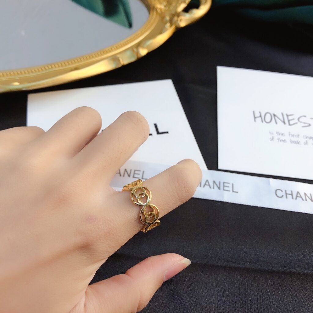 Designer J027 Ring editorial product context 2