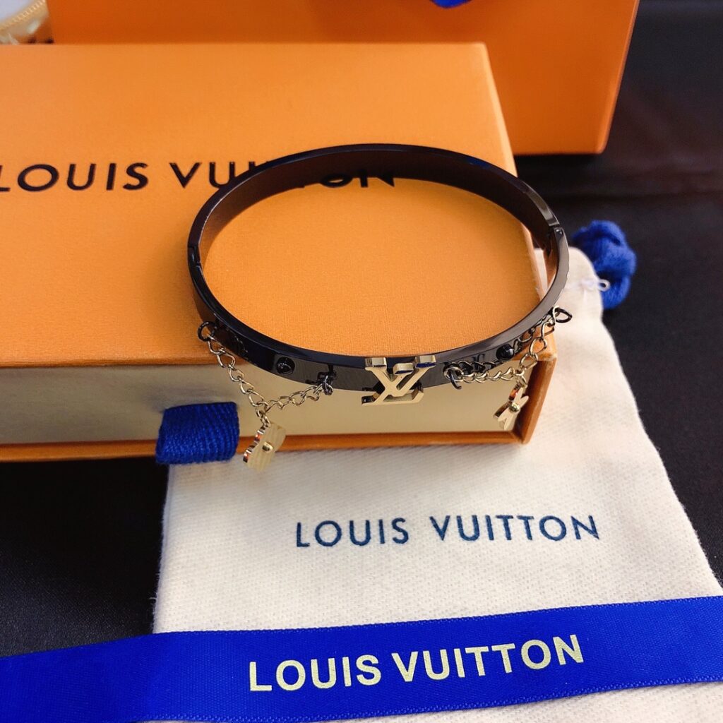 Designer S112 Bracelet editorial product context 3