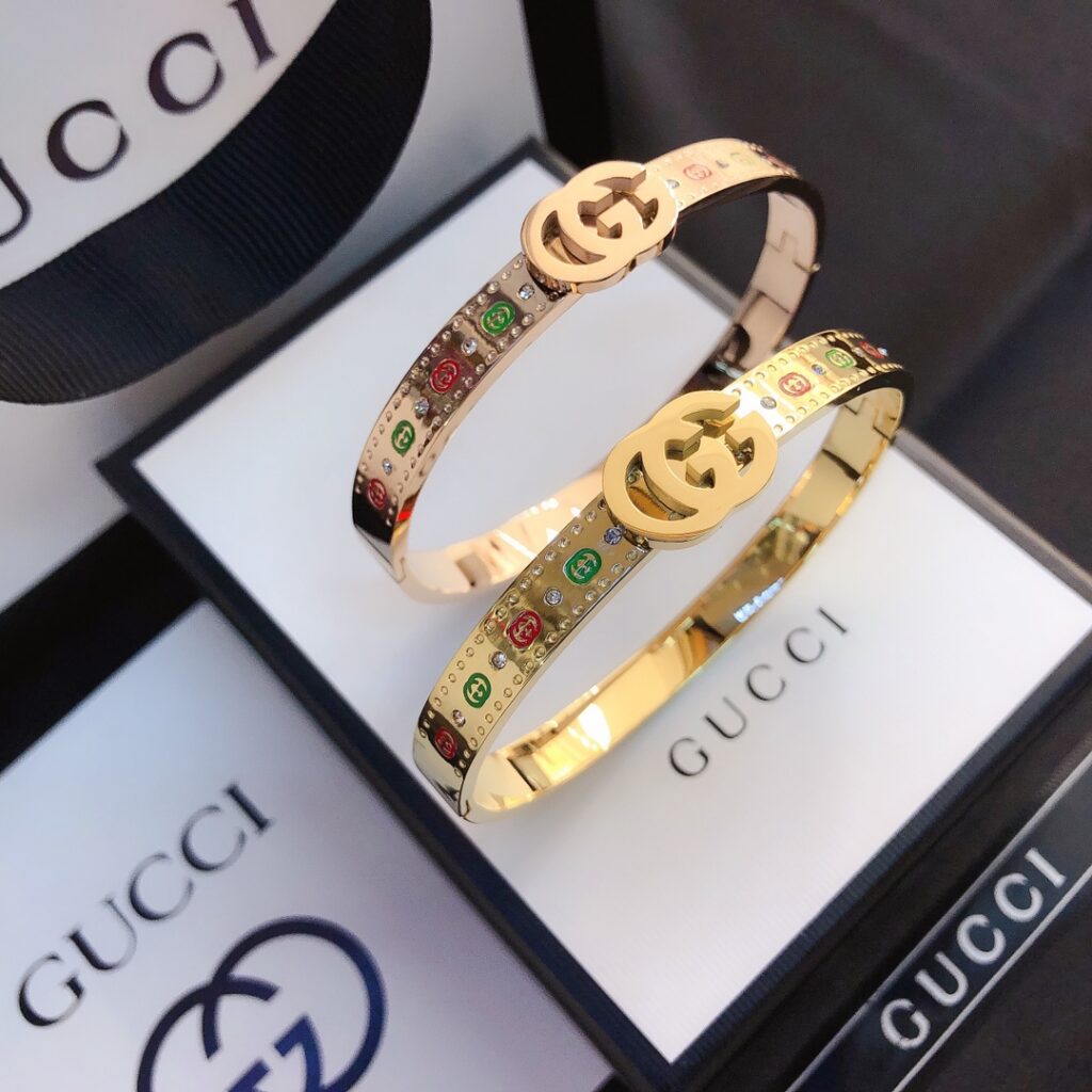 Designer S116 Bracelet editorial product context 3