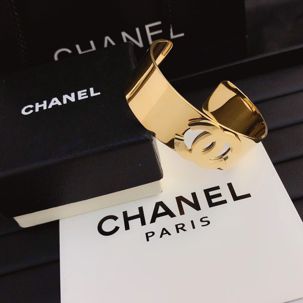 Designer S119 Bracelet editorial product context 3