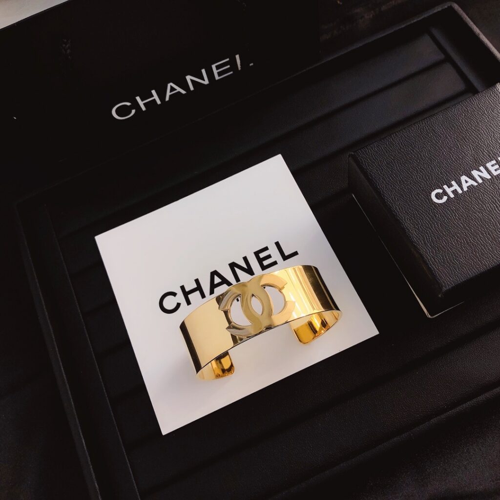 Designer S119 Bracelet editorial product context 1