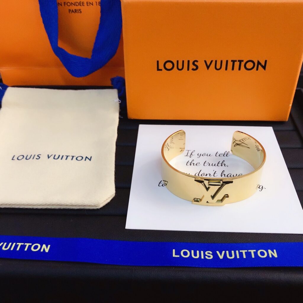Designer S120 Bracelet editorial product context 2