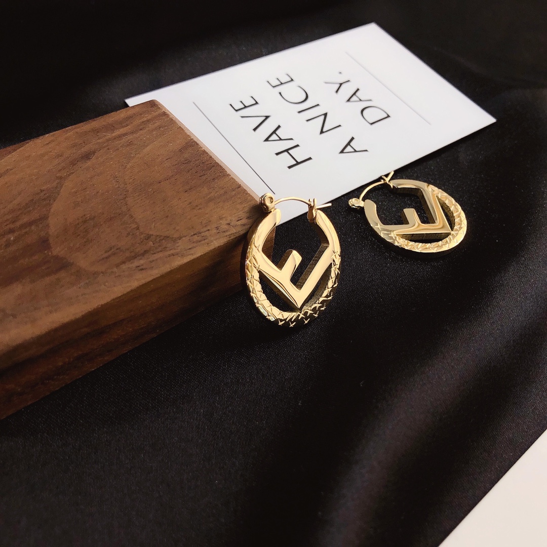 Fendi A384 Earrings