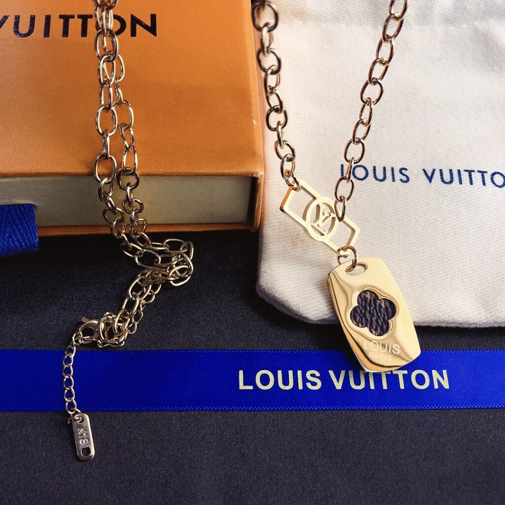 Designer Necklace editorial product context 3