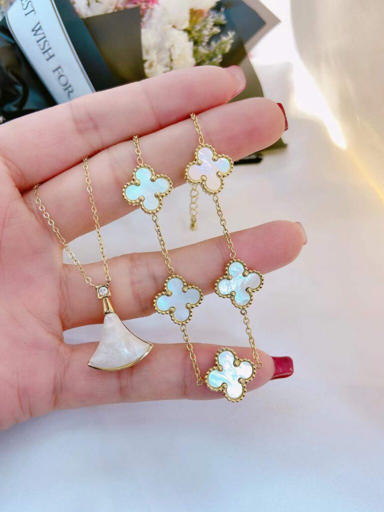 Designer L060 VS Necklace editorial product context 3