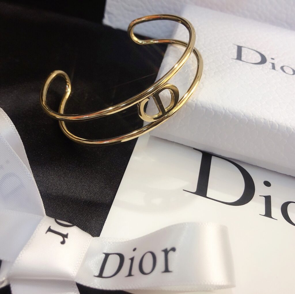 Designer S141 Bracelet editorial product context 3