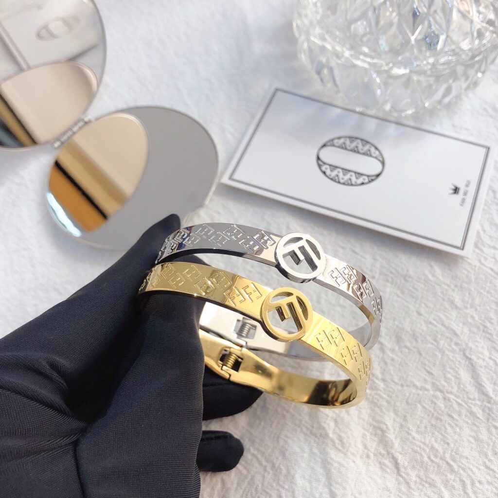 Designer S160 Bracelet editorial product context 1