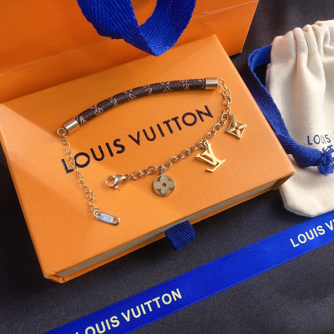 Designer L064 Ring