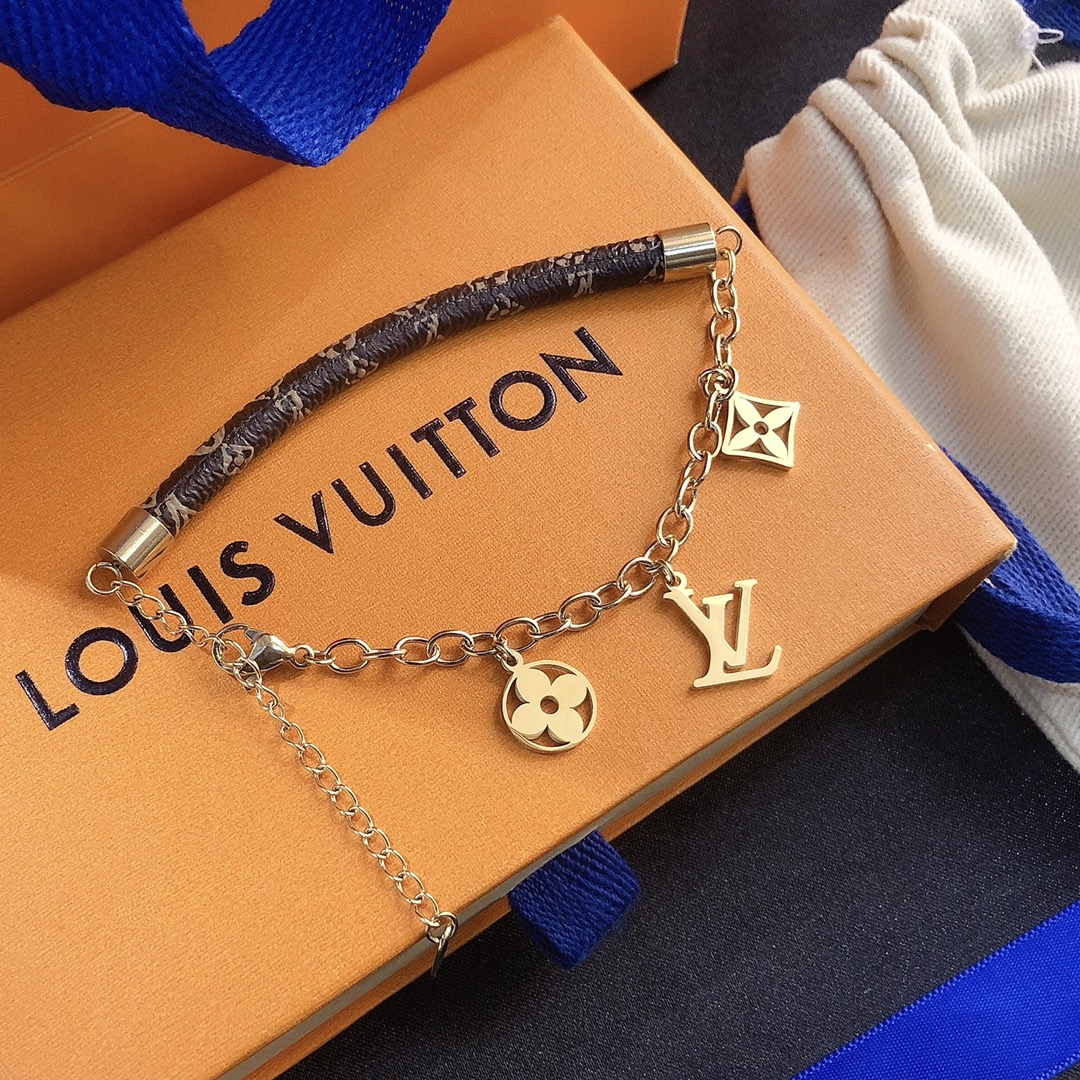 Designer L064 Ring