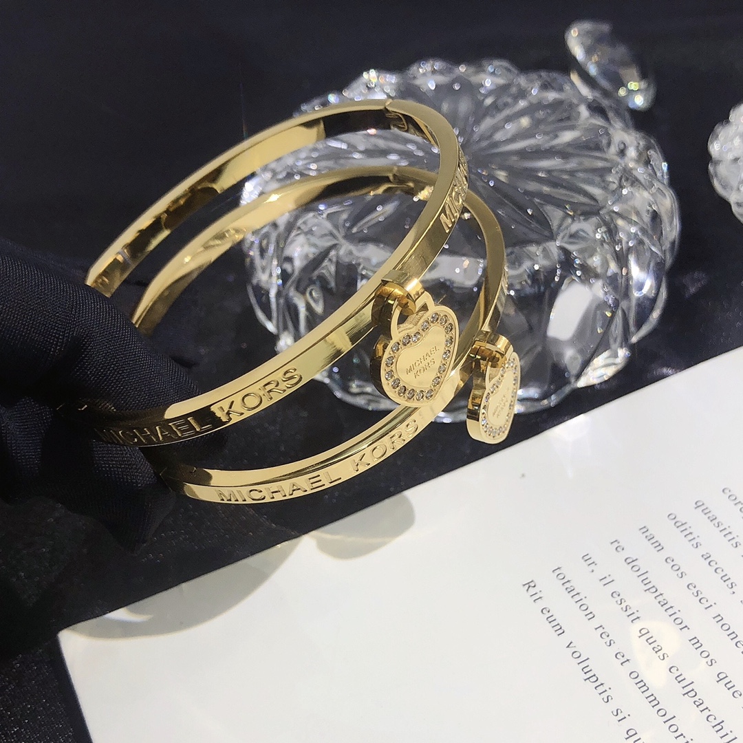 Designer S169 Ring