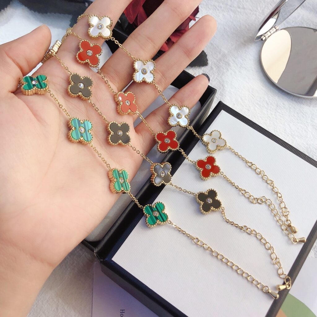 Designer L061 Bracelet editorial product context 1