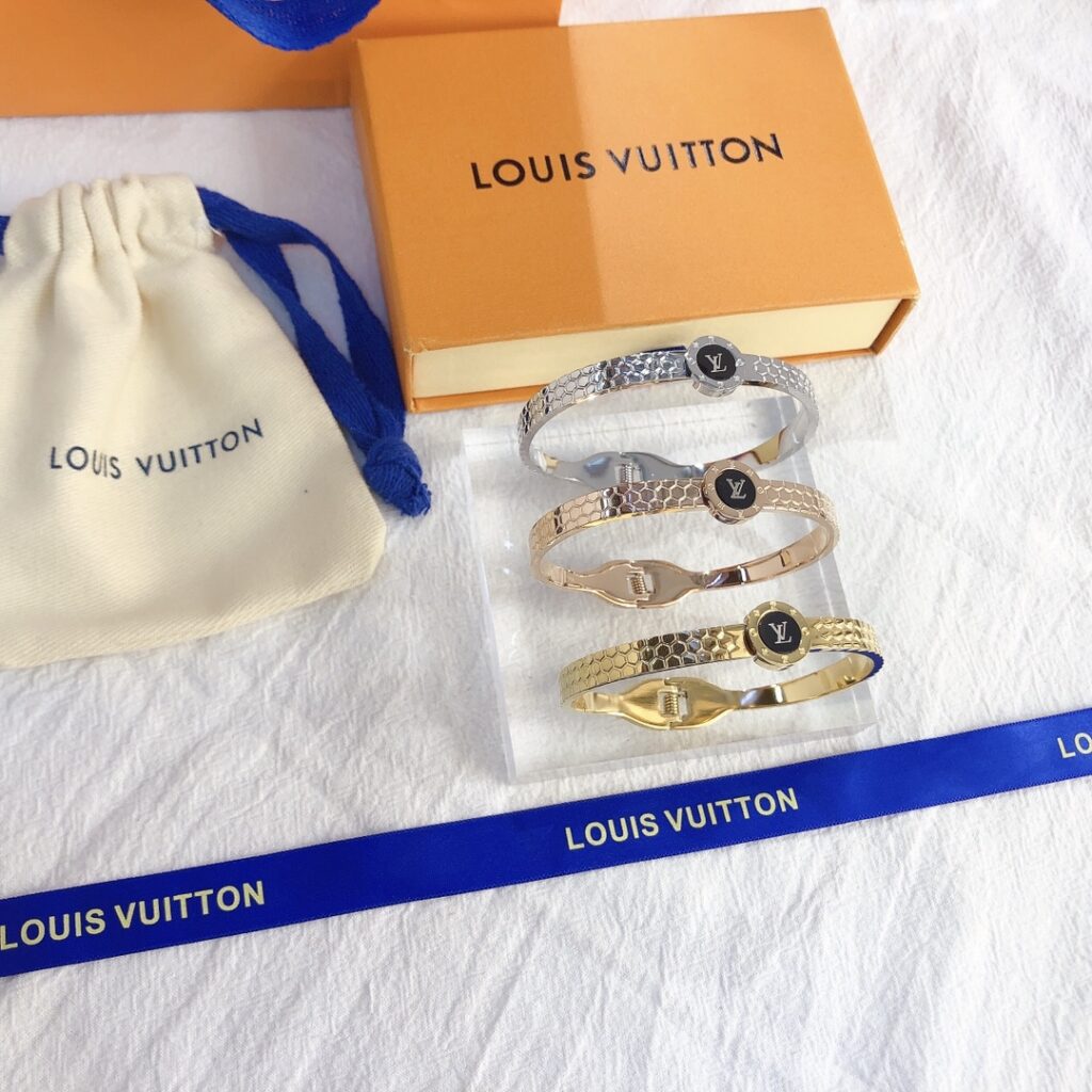 Designer S172 Bracelet editorial product context 2
