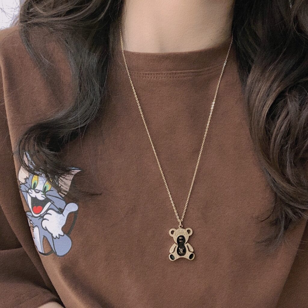 Designer Necklace editorial product context 3