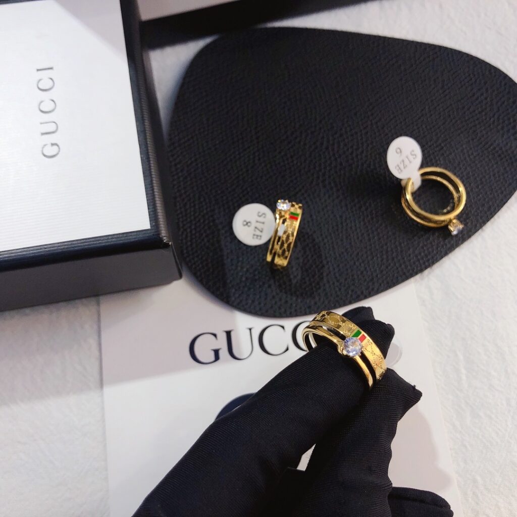 Designer J043 Ring editorial product context 1