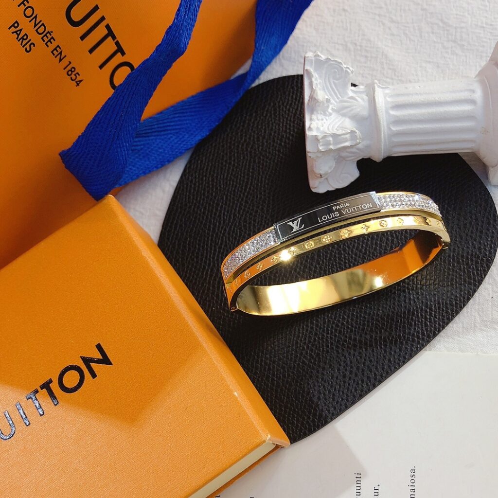 Designer S181 Bracelet editorial product context 3