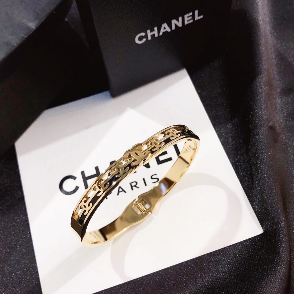 Designer S182 Bracelet editorial product context 1