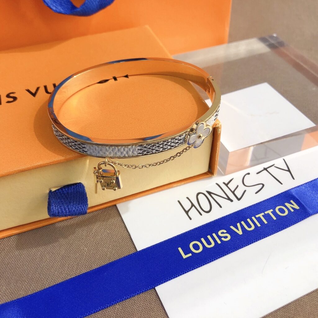 Designer S187 Bracelet editorial product context 3