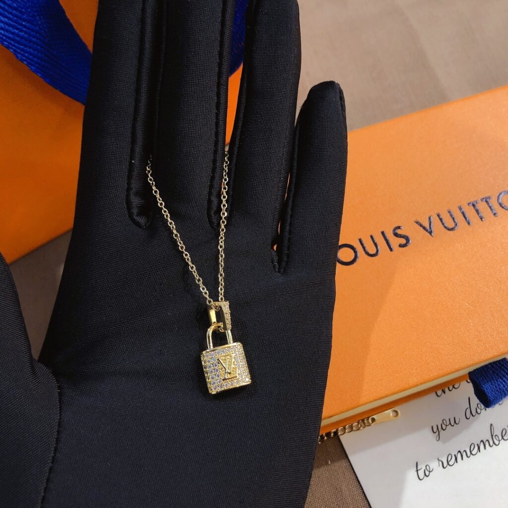 Designer Necklace editorial product context 3
