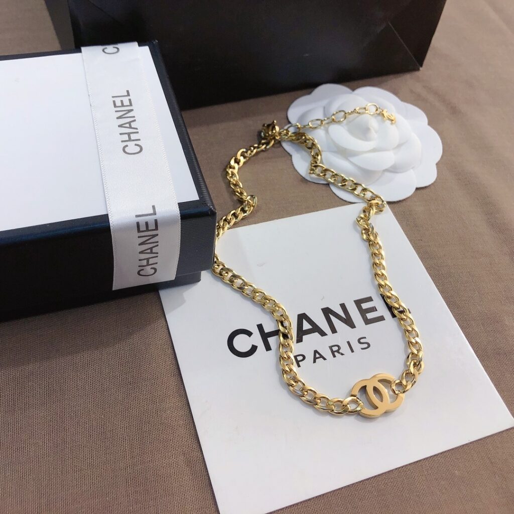 Designer Necklace editorial product context 3