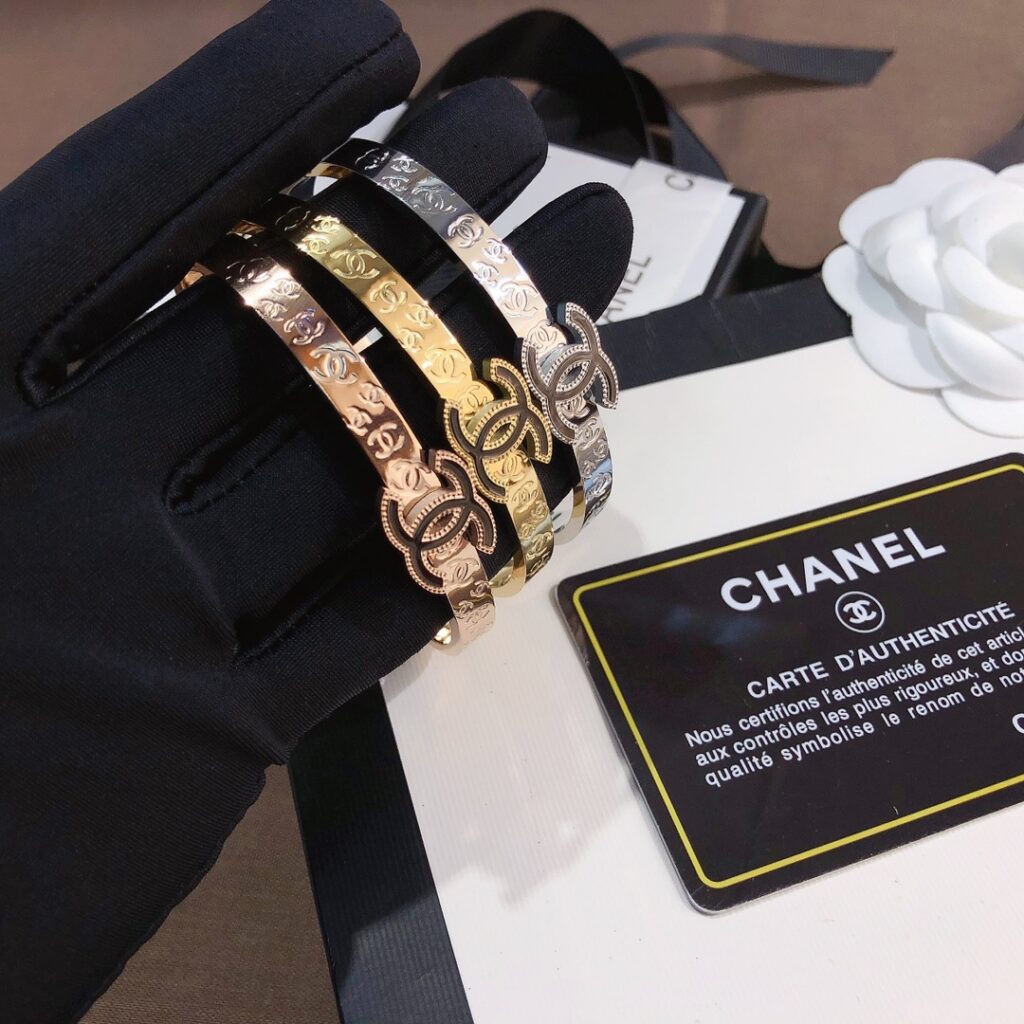 Designer S193 Bracelet editorial product context 2