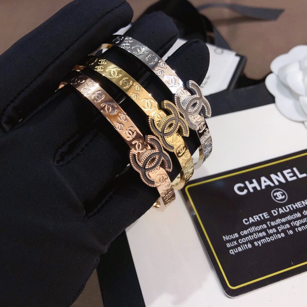 Designer S193 Bracelet editorial product context 1