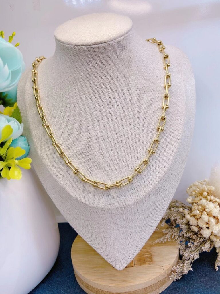 Designer Necklace editorial product context 3
