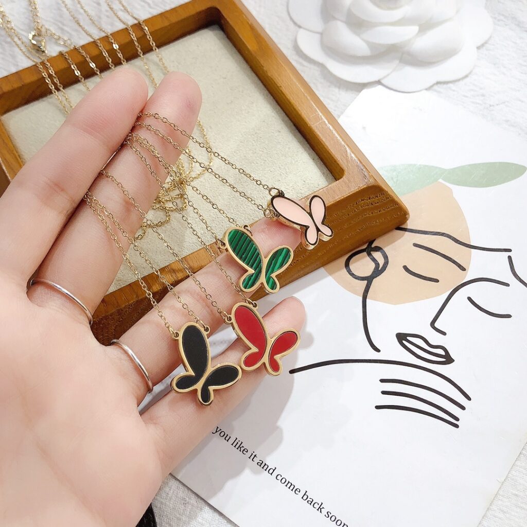 Designer Necklace editorial product context 1
