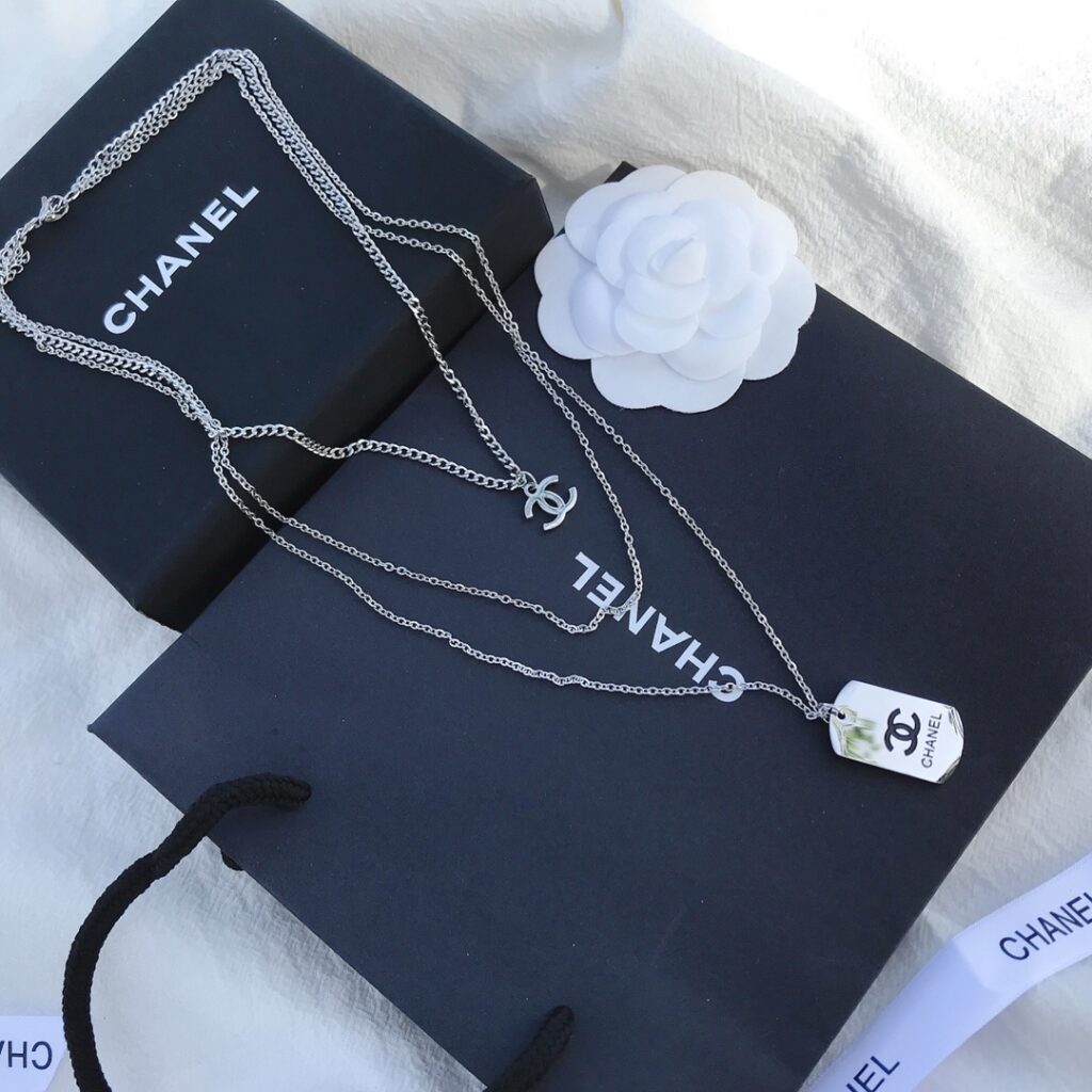 Designer Necklace editorial product context 1