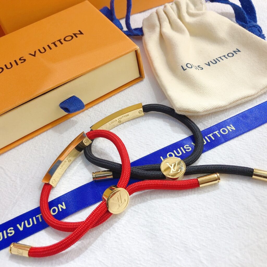 Designer S215 Bracelet editorial product context 1