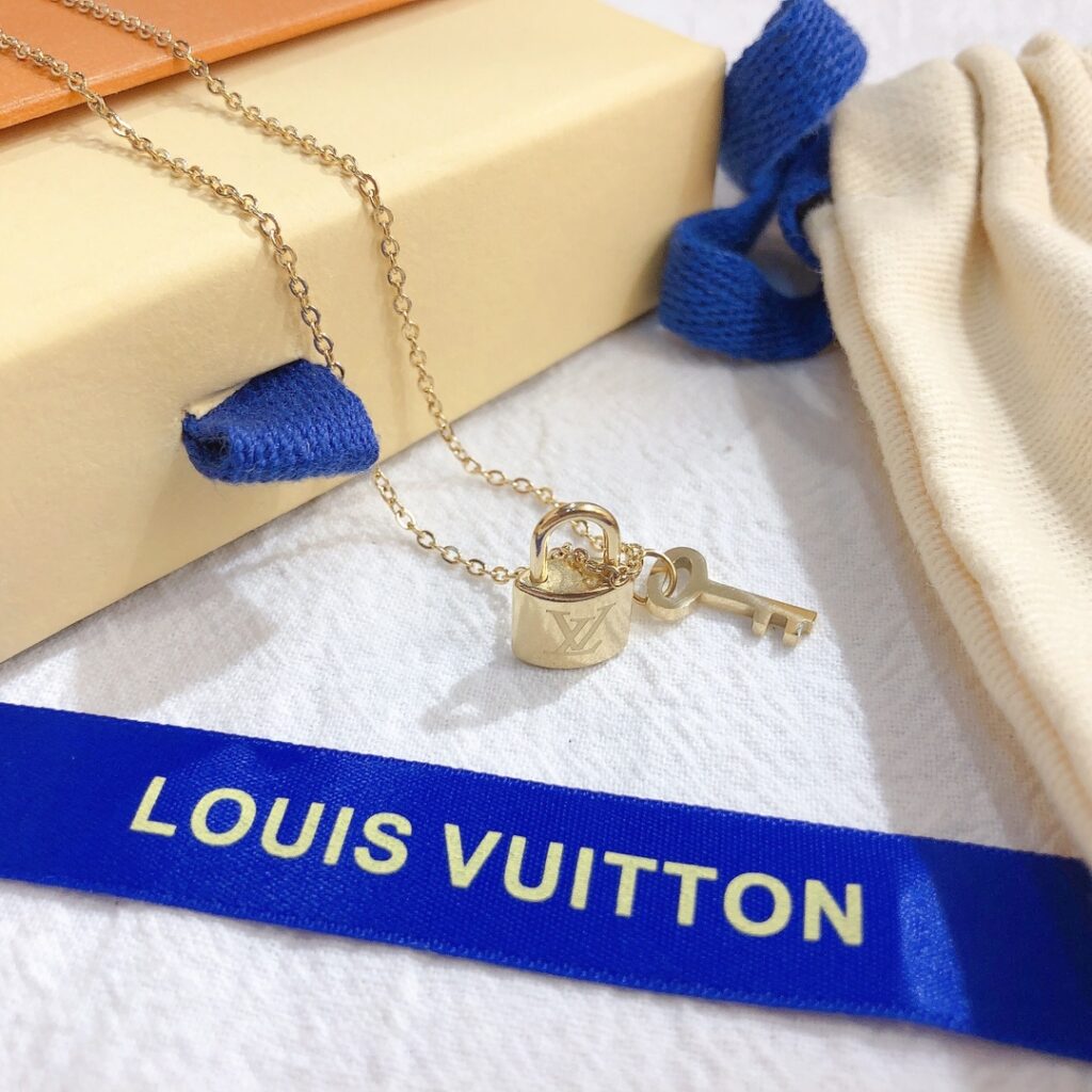 Designer Necklace editorial product context 2