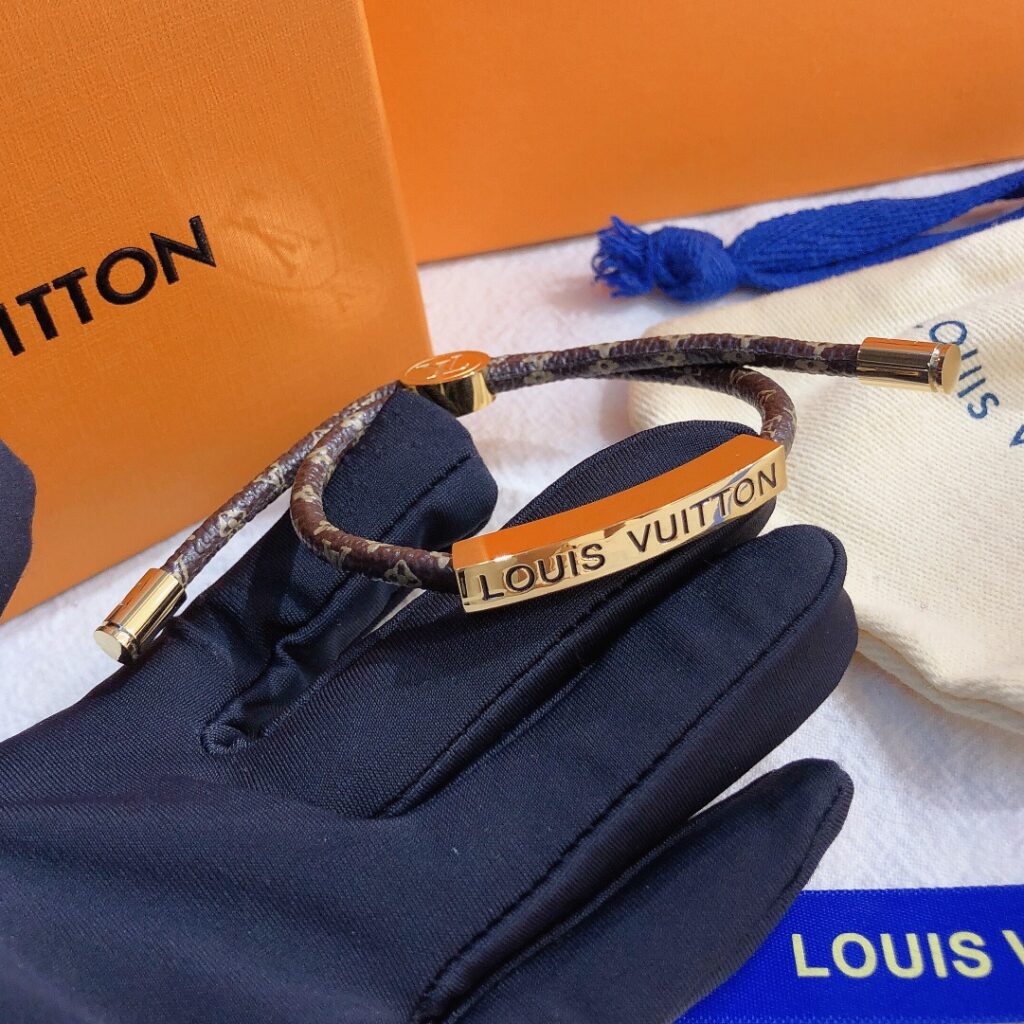 Designer S233 Bracelet editorial product context 2