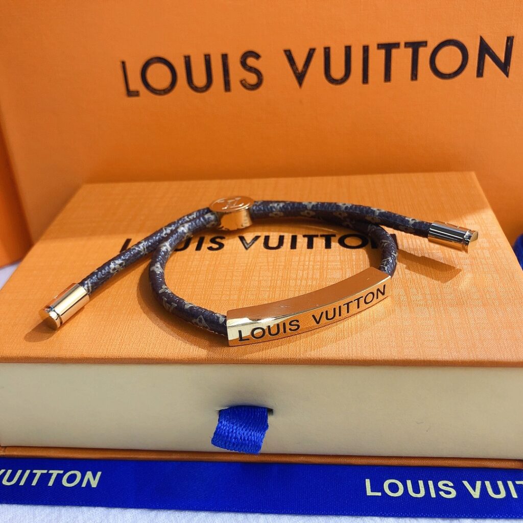 Designer S233 Bracelet editorial product context 1