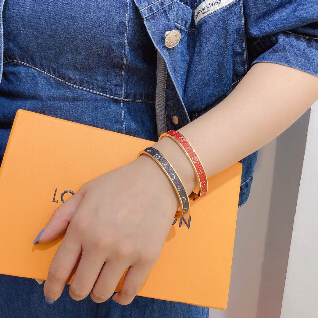 Designer S234 Bracelet editorial product context 3