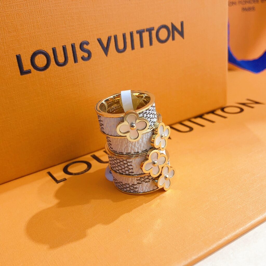 Designer J047 White Ring editorial product context 1