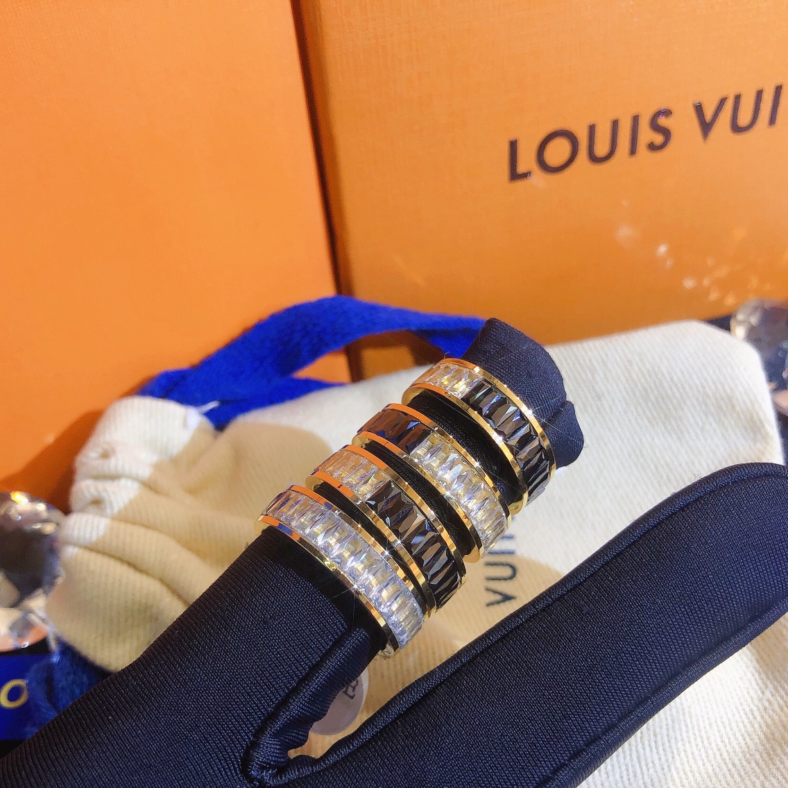 Designer J048 Ring